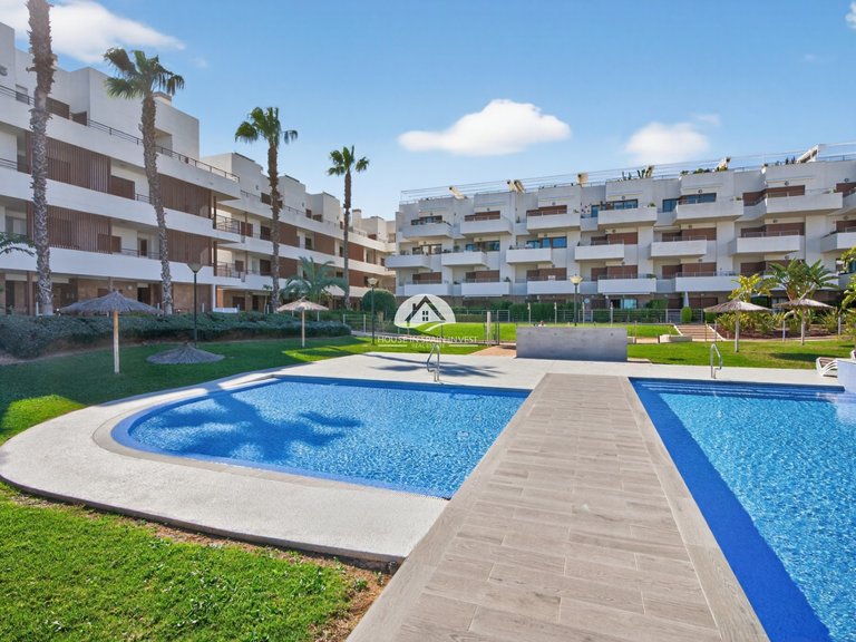 Apartment for Sale in Lomas de Cabo Roig Orihuela Costa, Alicante 48