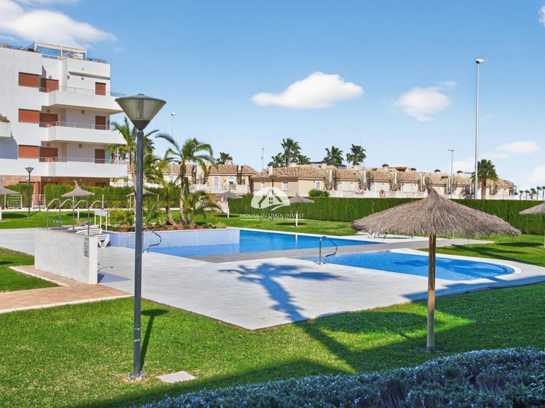 Apartment for Sale in Lomas de Cabo Roig Orihuela Costa, Alicante 49