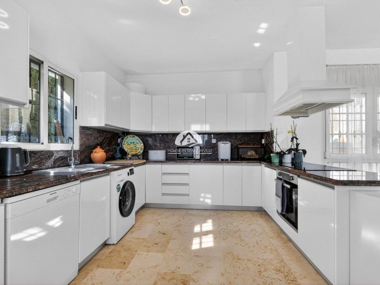 Villa for Sale in Las Ramblas Orihuela Costa, Alicante 11