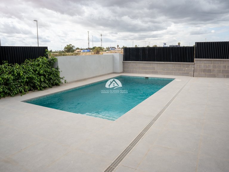 Villa for Sale in Ciudad Quesada Rojales - Ciudad Quesada, Alicante 4