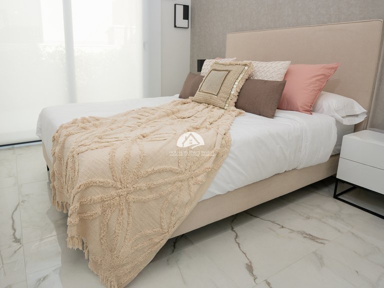 Villa for Sale in Ciudad Quesada Rojales - Ciudad Quesada, Alicante 12