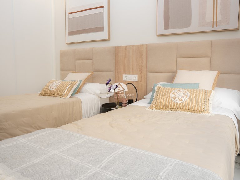 Villa for Sale in Ciudad Quesada Rojales - Ciudad Quesada, Alicante 14