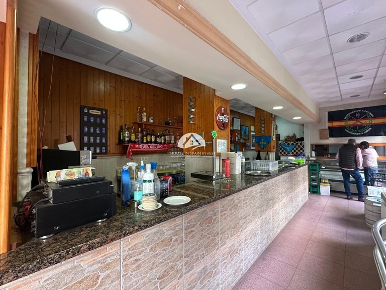 Commercial for Sale in Centro Torrevieja, Alicante 3