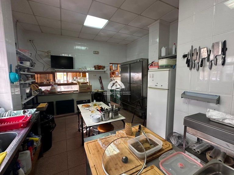 Commercial for Sale in Centro Torrevieja, Alicante 4