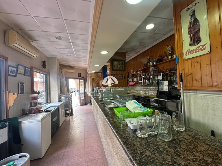 Commercial for Sale in Centro Torrevieja, Alicante 6