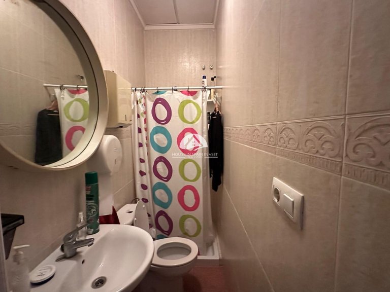Commercial for Sale in Centro Torrevieja, Alicante 8