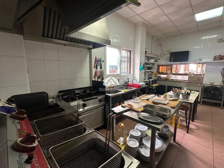 Commercial for Sale in Centro Torrevieja, Alicante 18
