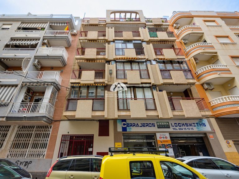Apartment for Sale in Playa del Cura Torrevieja, Alicante 8