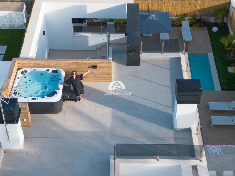 Villa for Sale in La Siesta - El Salado - Torreta Torrevieja, Alicante 9