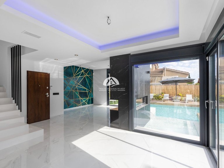 Villa for Sale in La Siesta - El Salado - Torreta Torrevieja, Alicante 29