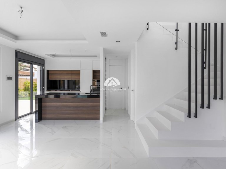 Villa for Sale in La Siesta - El Salado - Torreta Torrevieja, Alicante 37