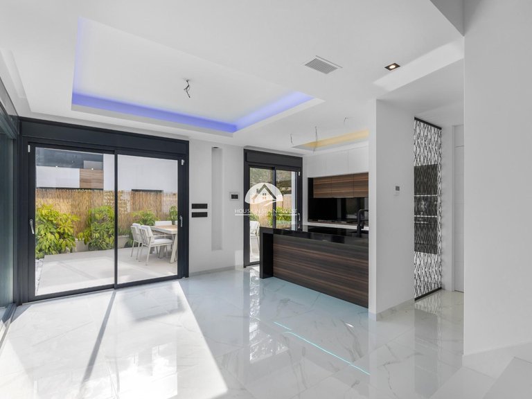Villa for Sale in La Siesta - El Salado - Torreta Torrevieja, Alicante 45