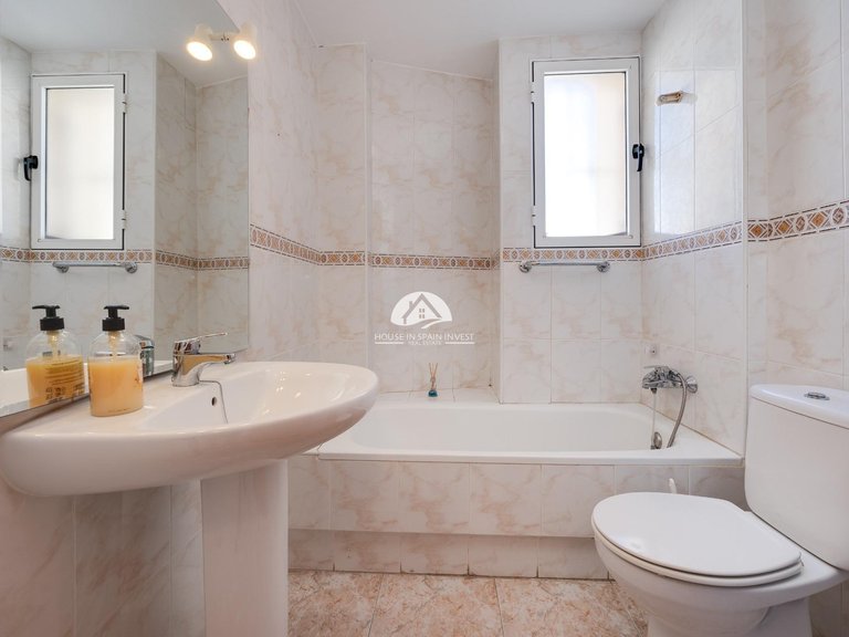 Villa for Sale in Los Altos Orihuela Costa, Alicante 7