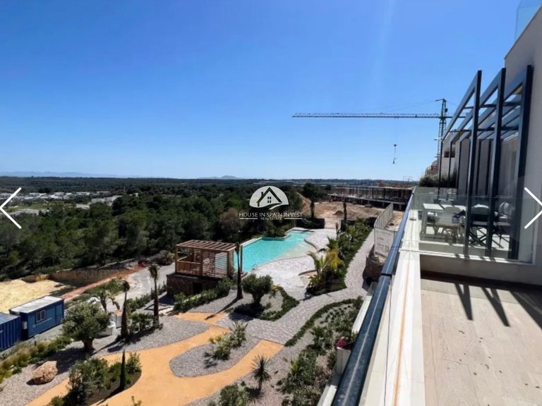 Apartment for Sale in Las Colinas Golf Orihuela Costa, Alicante 1