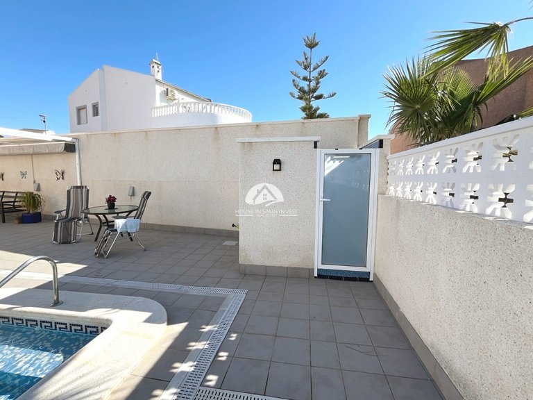 Villa for Sale in Monte Azul Benijofar, Alicante 41
