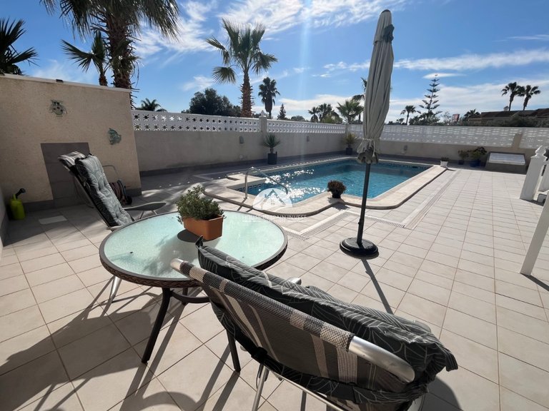 Villa for Sale in Monte Azul Benijofar, Alicante 43