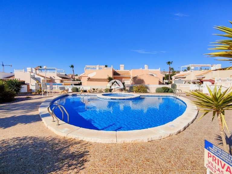 Villa for Sale in Rojales Rojales - Ciudad Quesada, Alicante 48
