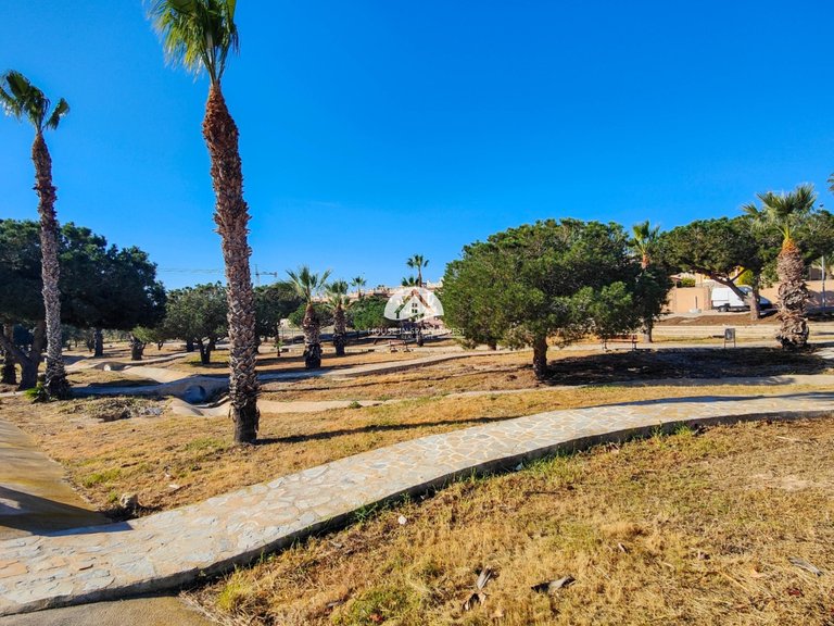 Villa for Sale in Rojales Rojales - Ciudad Quesada, Alicante 49
