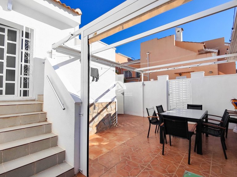 Villa for Sale in Rojales Rojales - Ciudad Quesada, Alicante 15