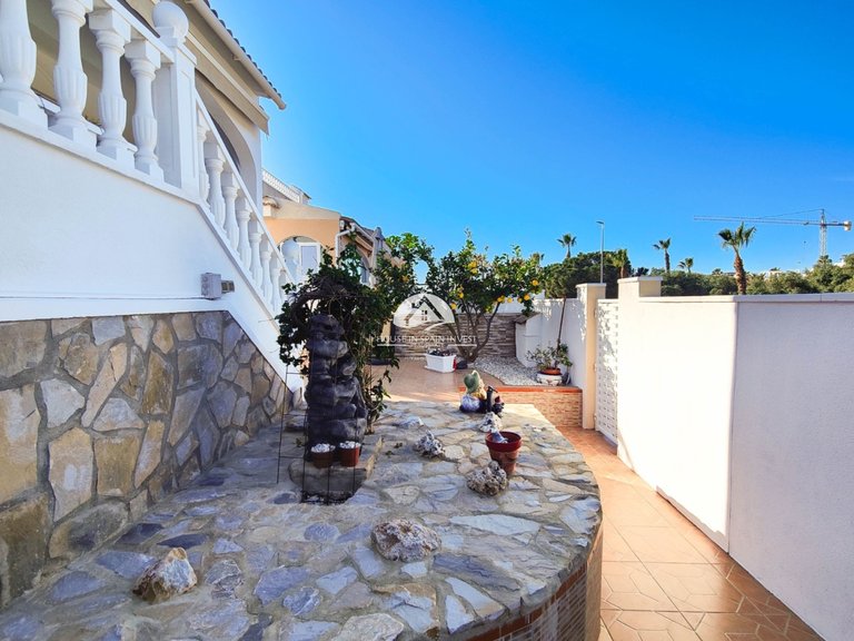 Villa for Sale in Rojales Rojales - Ciudad Quesada, Alicante 9