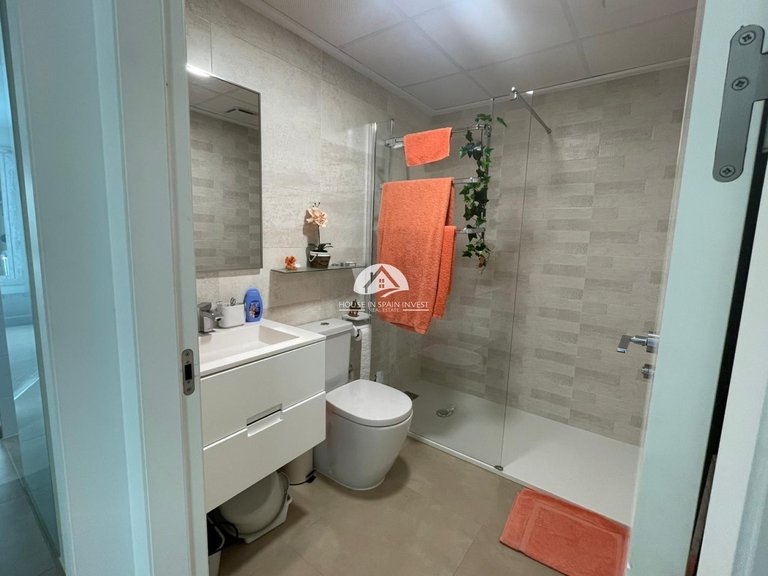 Apartment for Sale in Vistabella Vistabella Golf, Alicante 10