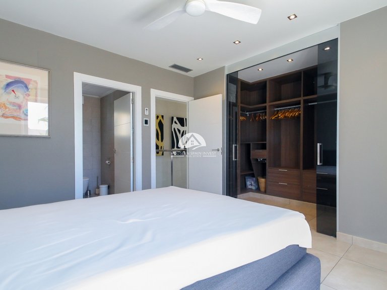 Villa for Sale in Aguas Nuevas - Sector 25 Torrevieja, Alicante 37