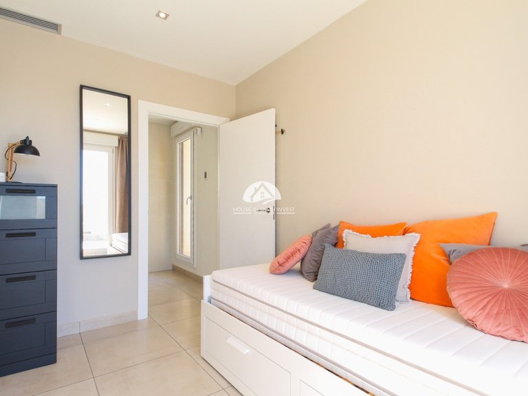 Villa for Sale in Aguas Nuevas - Sector 25 Torrevieja, Alicante 43