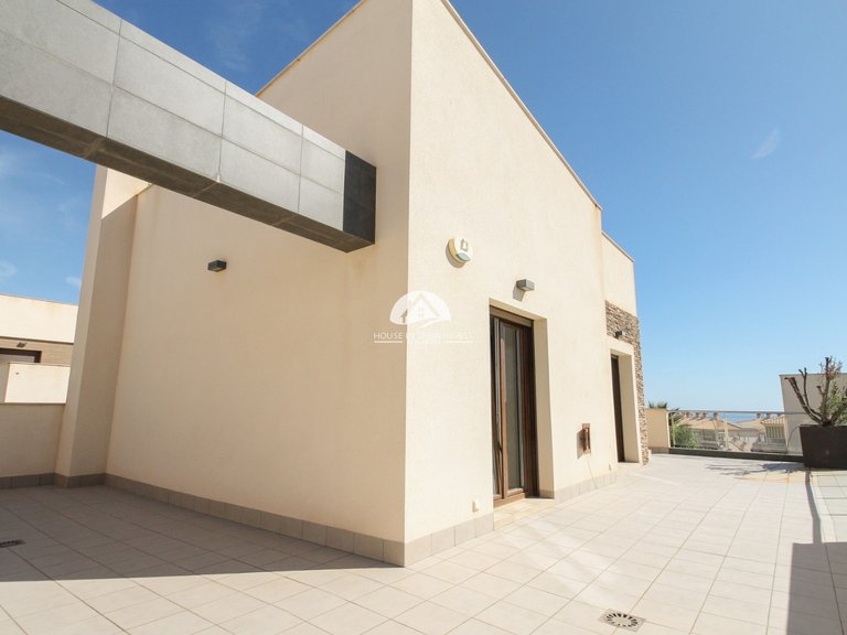 Villa for Sale in Aguas Nuevas - Sector 25 Torrevieja, Alicante 44