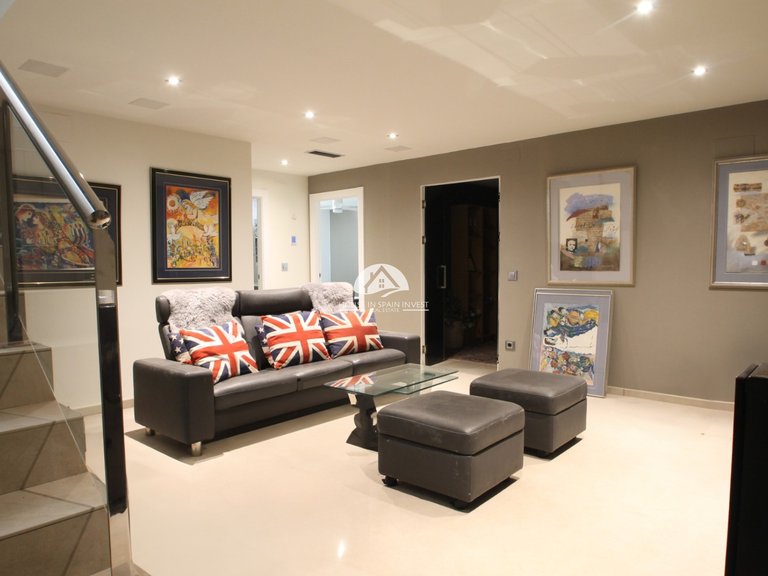 Villa for Sale in Aguas Nuevas - Sector 25 Torrevieja, Alicante 50