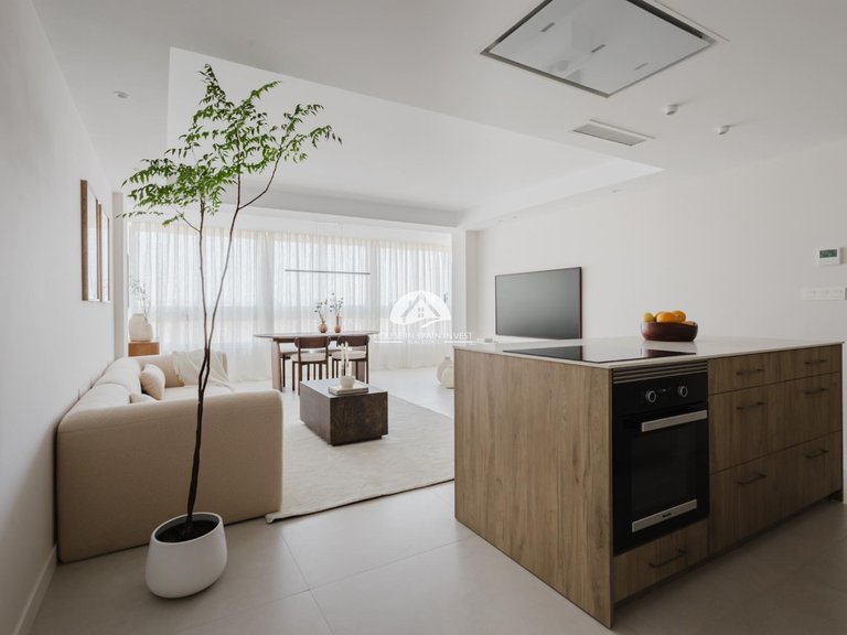 Apartment for Sale in El Acequión - Los Náufragos Torrevieja, Alicante 2