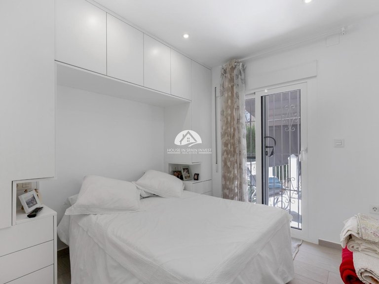 Apartment for Sale in Urbanizaciones Guardamar Del Segura, Alicante 8