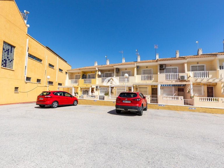 Apartment for Sale in Urbanizaciones Guardamar Del Segura, Alicante 25