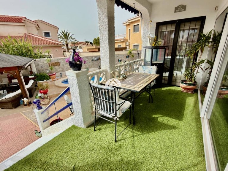 Villa for Sale in Ciudad Quesada Rojales - Ciudad Quesada, Alicante 3