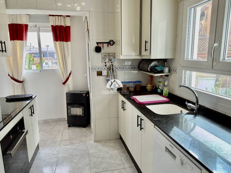 Villa for Sale in Ciudad Quesada Rojales - Ciudad Quesada, Alicante 7