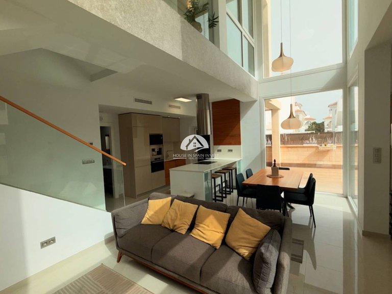 Villa for Sale in Ciudad Quesada Rojales - Ciudad Quesada, Alicante 5