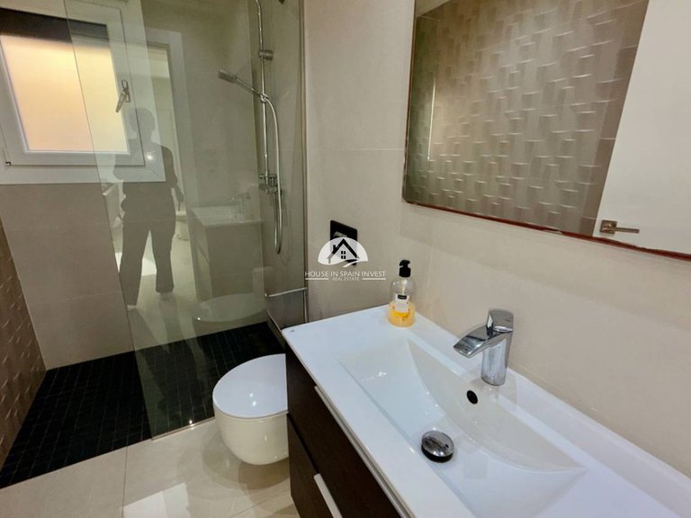 Villa for Sale in Ciudad Quesada Rojales - Ciudad Quesada, Alicante 7