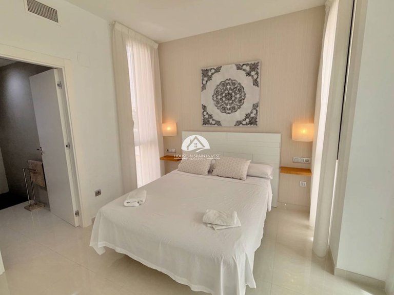 Villa for Sale in Ciudad Quesada Rojales - Ciudad Quesada, Alicante 11