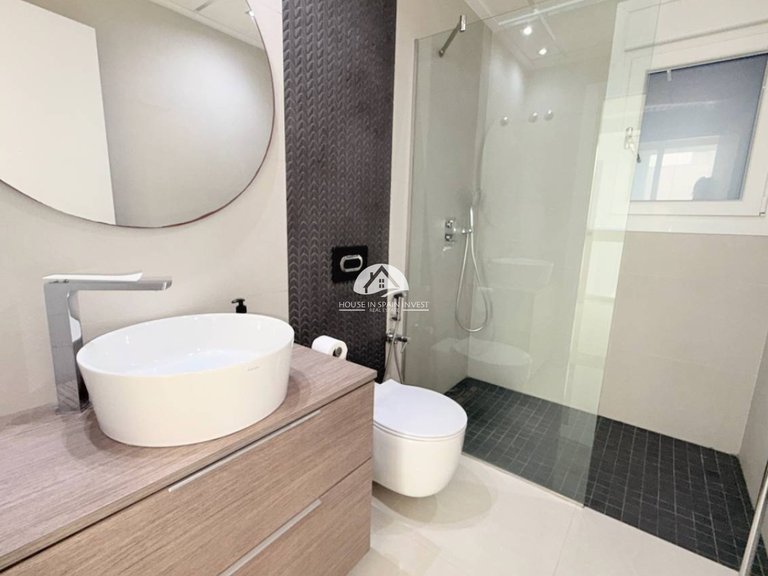 Villa for Sale in Ciudad Quesada Rojales - Ciudad Quesada, Alicante 13