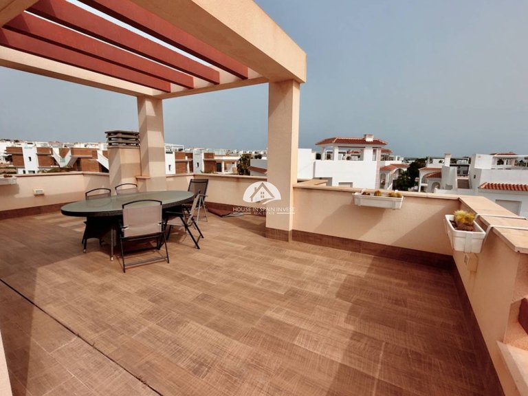 Villa for Sale in Ciudad Quesada Rojales - Ciudad Quesada, Alicante 16