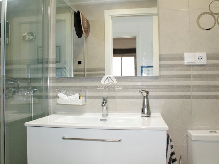 Apartment for Sale in Villamartín - Las Filipinas Orihuela Costa, Alicante 11