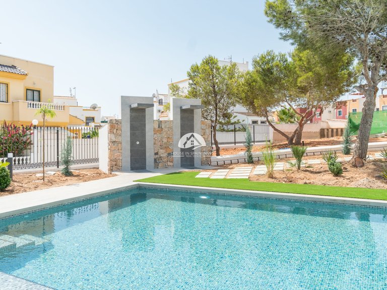 Apartment for Sale in Torrevieja Torrevieja, Alicante 12