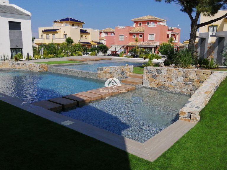 Apartment for Sale in Torrevieja Torrevieja, Alicante 41