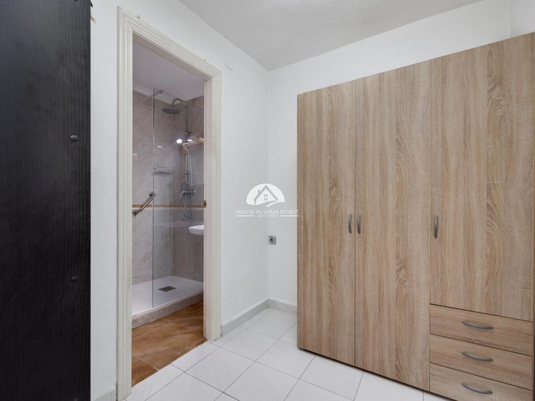 Apartment for Sale in Centro Torrevieja, Alicante 17