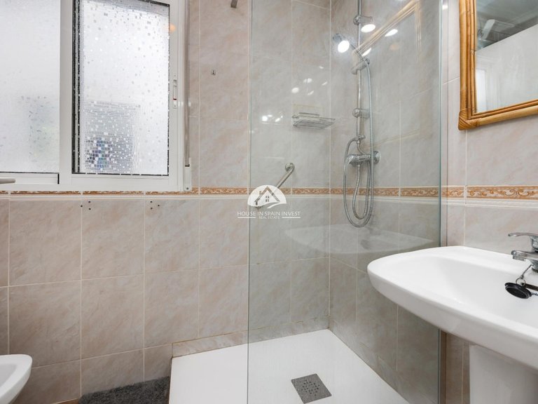 Apartment for Sale in Centro Torrevieja, Alicante 19