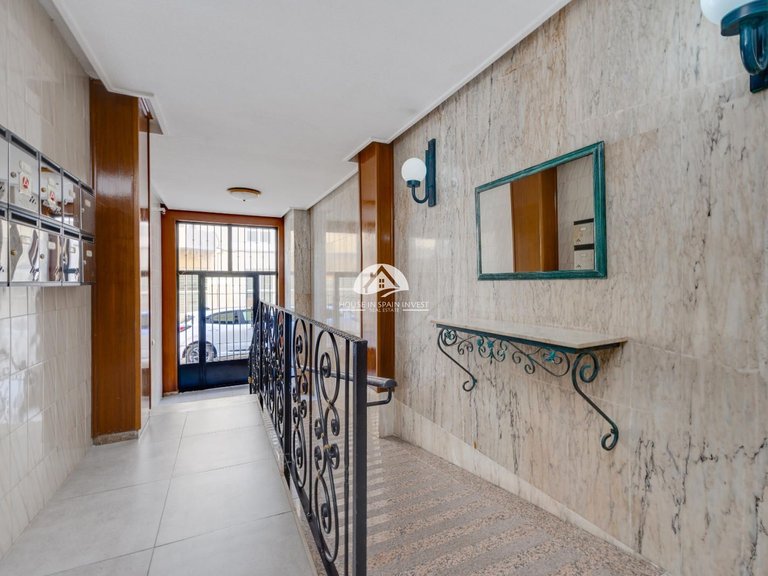 Apartment for Sale in Centro Torrevieja, Alicante 37