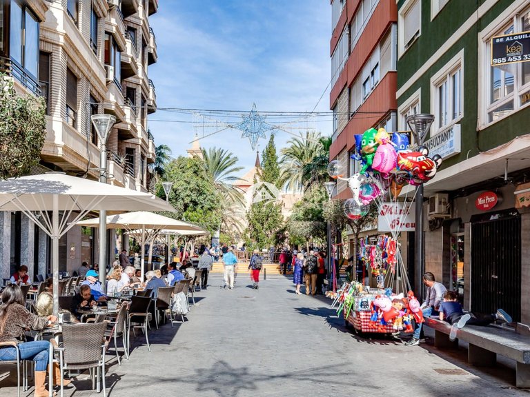 Apartment for Sale in Centro Torrevieja, Alicante 46