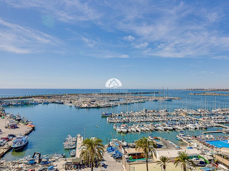 Apartment for Sale in Centro Torrevieja, Alicante 47