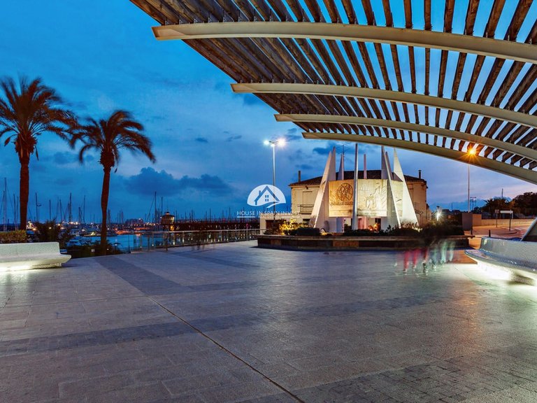 Apartment for Sale in Centro Torrevieja, Alicante 48