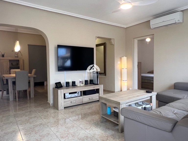 Villa for Sale in Ciudad Quesada Rojales - Ciudad Quesada, Alicante 3