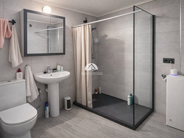 Apartment for Sale in Guardamar - El Raso Guardamar Del Segura, Alicante 2